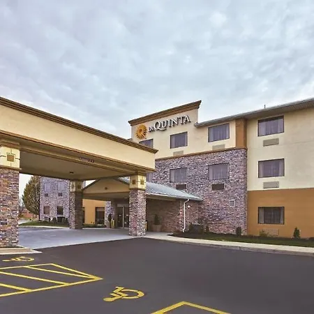 La Quinta Inn & Suites By Wyndham Fairborn Wright-Patterson